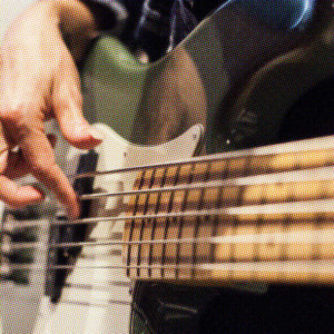 howto-bass-finger-vs-pick-a